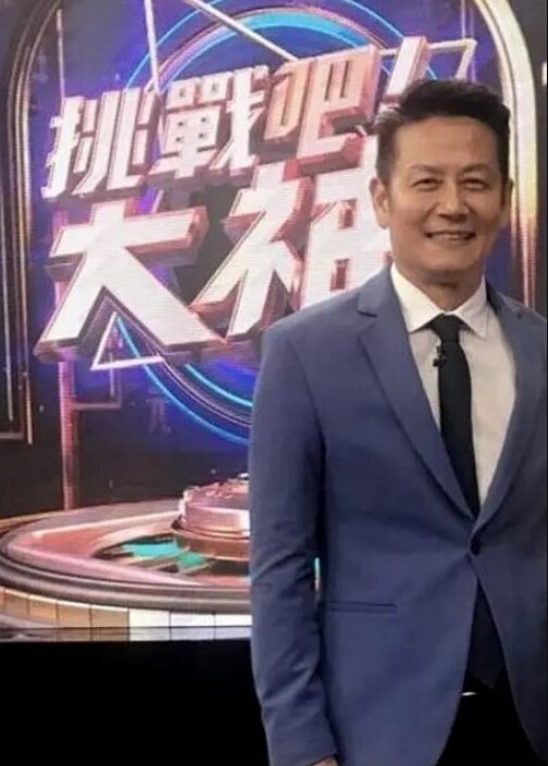 探花极品外围女神肤白细腰美乳翘臀 - 992TV