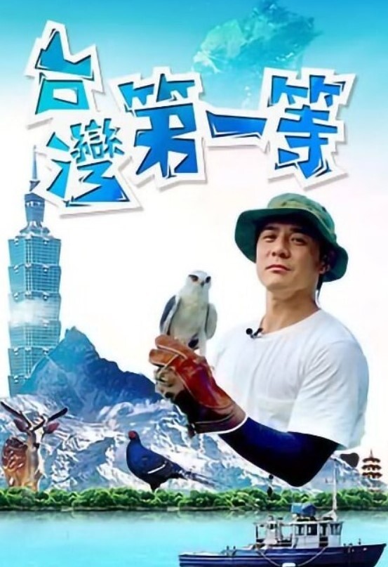 窗外偷拍洗澡听歌的妹子一边跟着节奏跳舞 - 992TV